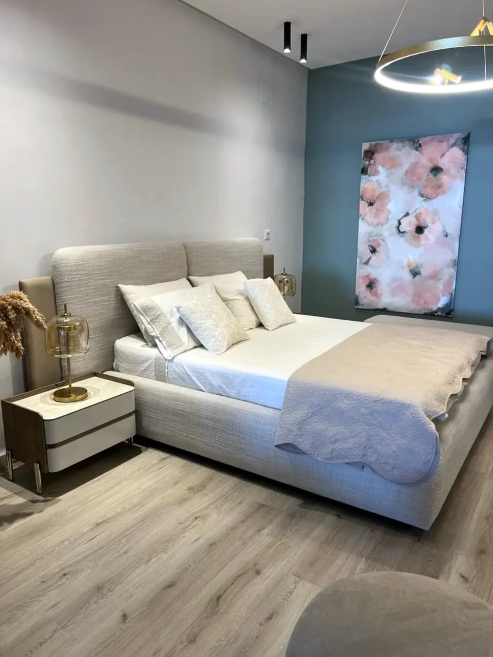 Chambres à coucher exposées en magasin | Èrika Meubles